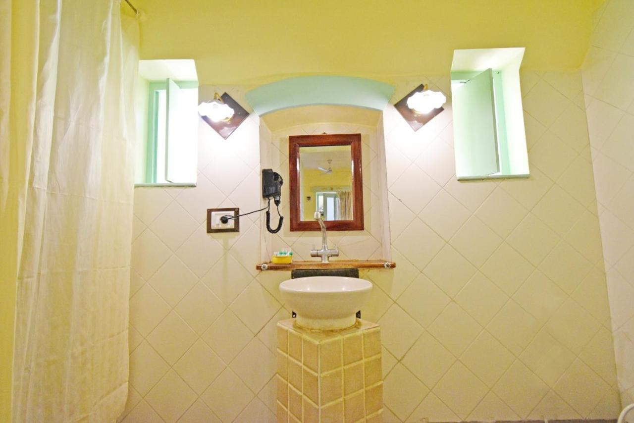 Hotel Villa Des Gouverneurs Pondichéry Extérieur photo