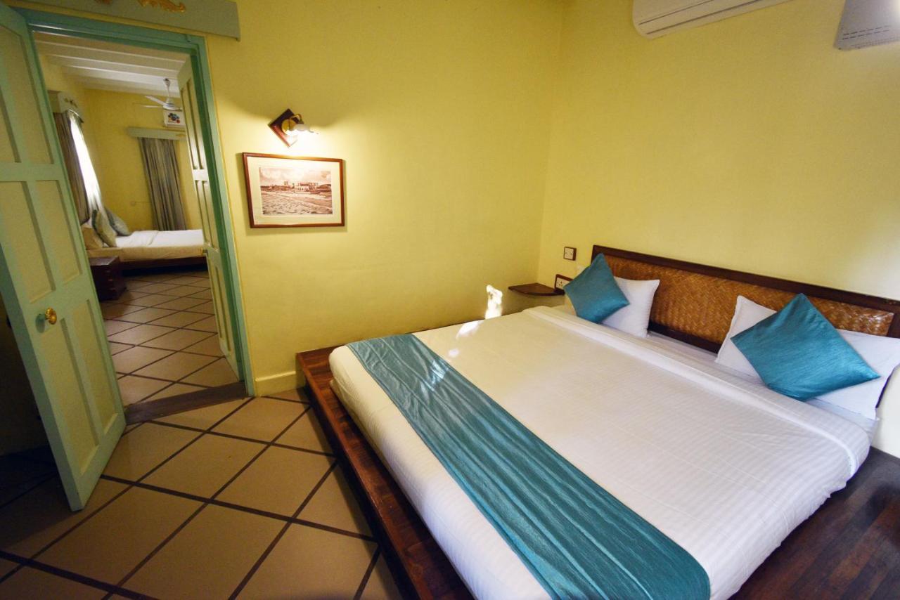 Hotel Villa Des Gouverneurs Pondichéry Extérieur photo