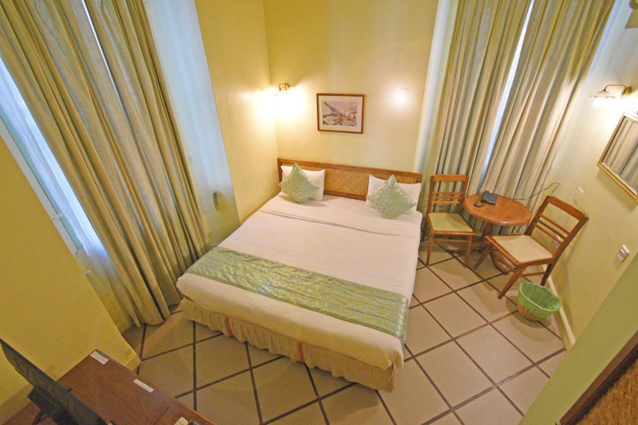 Hotel Villa Des Gouverneurs Pondichéry Extérieur photo